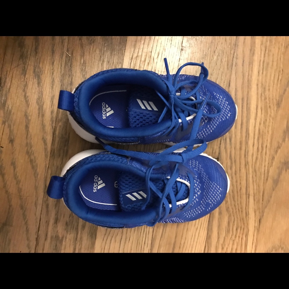 Toddler size 6 adidas